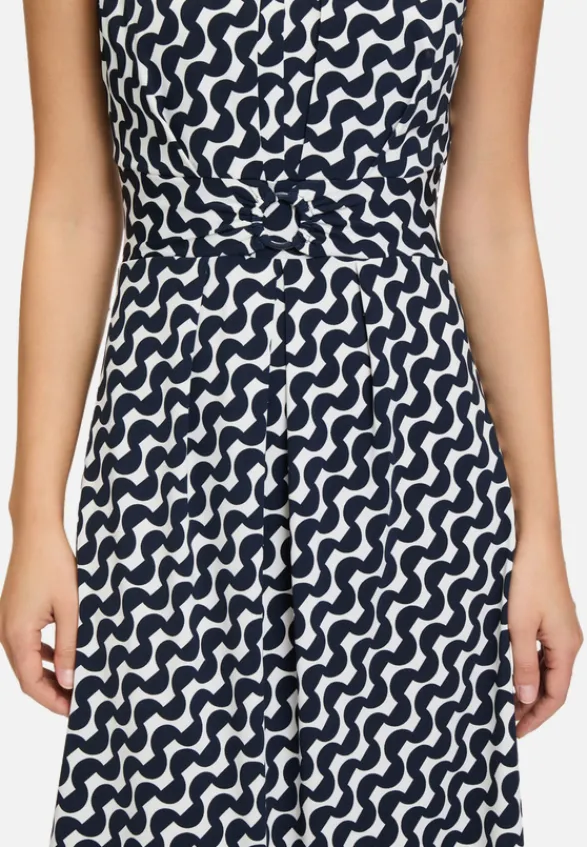 Betty Barclay Kleider*Shirtkleid ohne Arm Dunkelblau/Weiß